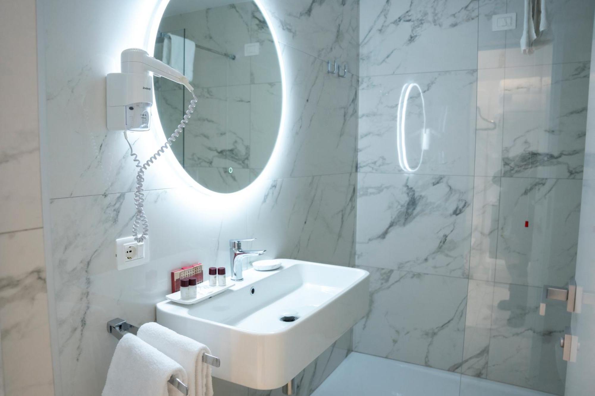 Soul Art Hotel Naples Extérieur photo